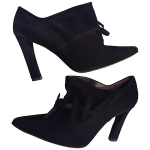Stuart Weitzman 'Aokhi' Pointed Toe Suede Bootie with 4&quot; Heel, Black, Size 8.5 M