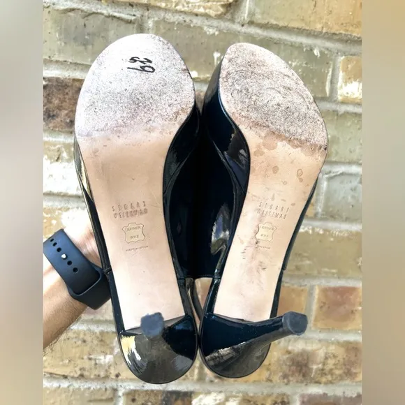 Stuart Weitzman Black Patent Leather Peep Toe Slingback Heels. Black. Size 9