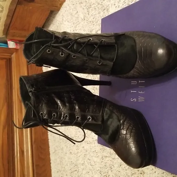Stuart weitzman boots,booties size 8 1/2