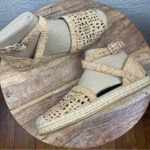 Stuart Weitzman l 7M Designer Perforated Geo Cork Ankle Strap Espadrille Sandals