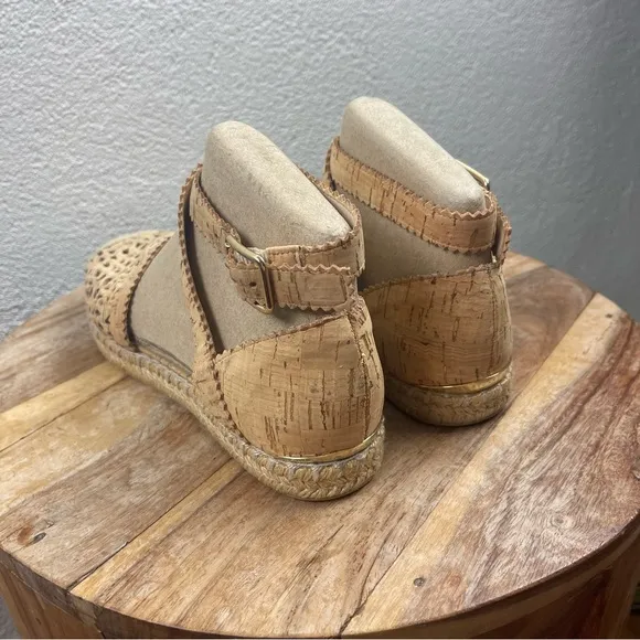 Stuart Weitzman l 7M Designer Perforated Geo Cork Ankle Strap Espadrille Sandals