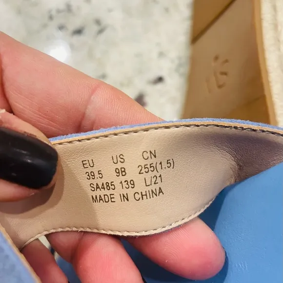 Stuart Weitzman Mykonos NWOB Women's Suede Espadrille Periwinkle Sandals Size 9