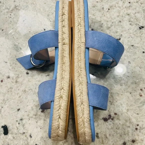 Stuart Weitzman Mykonos NWOB Women's Suede Espadrille Periwinkle Sandals Size 9