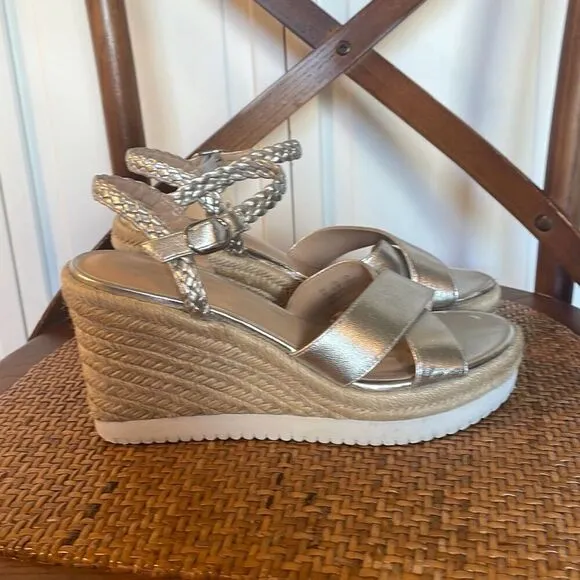 Stuart Weitzman Mykonos wedge silver metallic sandals size 6.5 $395!!