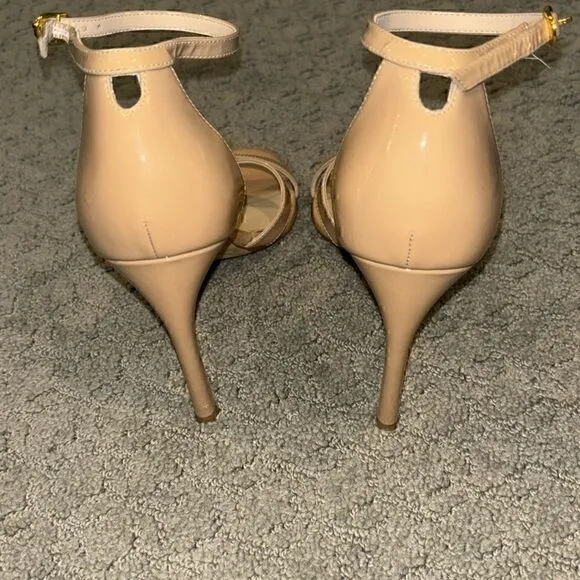 STUART WEITZMAN Nudist Song Patent Leather Stiletto Sandals Sz 8 GUC