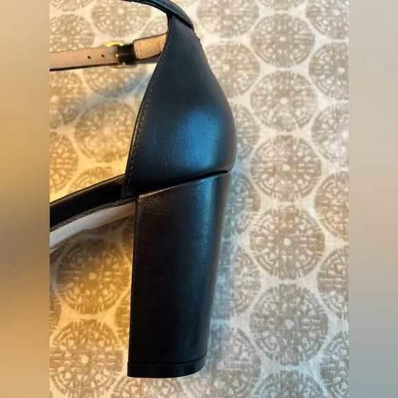 Stuart Weitzman NWOT Black Leather NearlyNude Strap Sandal Size 10