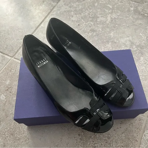 Stuart Weitzman One Day Pump, Peep-Toe Wedge Shoes Black Size 8M In Original Box