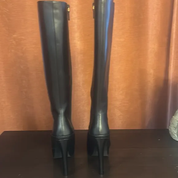 Stuart Weitzman platform boots