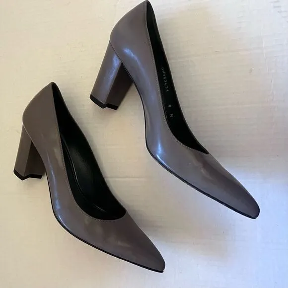 Stuart Weitzman Taupe Block Heel size 9 N