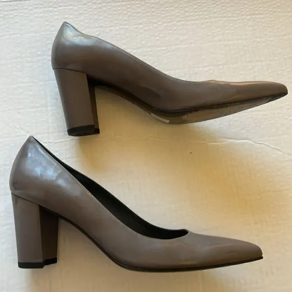 Stuart Weitzman Taupe Block Heel size 9 N