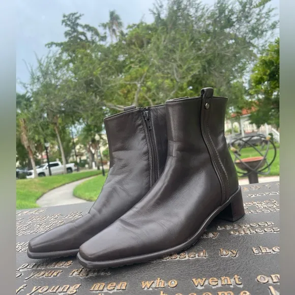 Stuart Weitzman Vintage Leather Boots