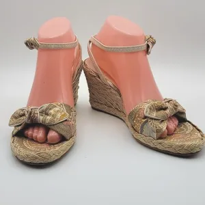 Stuart Weitzman Espadrille Sandals Size 8.  S913