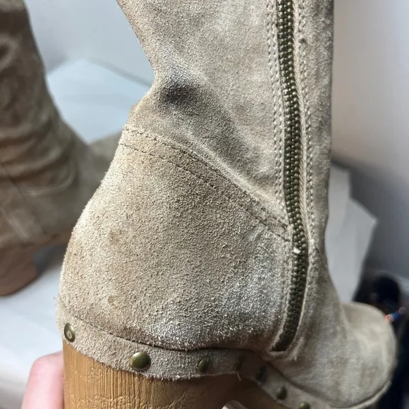 Sundance Kork-Ease Suede Wooden Platform Knee Boots Sz 8.5 Boho, Retro, Rivets