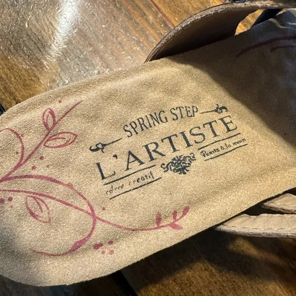 SUPER CUTE! L'ARTISTE sandals platform slides; cork sole NWOT EU Sz 39 (US 8.5)