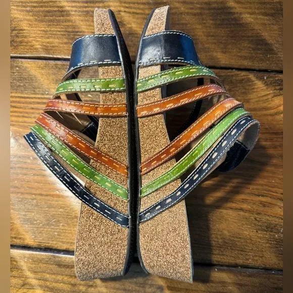 SUPER CUTE! L'ARTISTE sandals platform slides; cork sole NWOT EU Sz 39 (US 8.5)