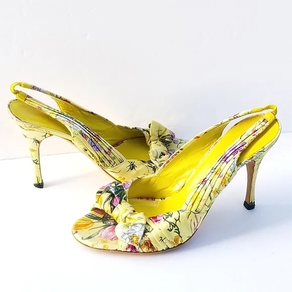 Super Cute vintage Rare Gucci Flora Floral slingback peep toe bow heels shoes