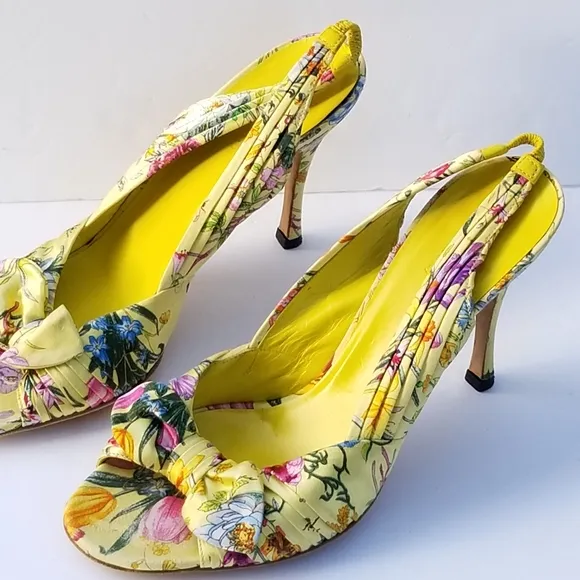 Super Cute vintage Rare Gucci Flora Floral slingback peep toe bow heels shoes