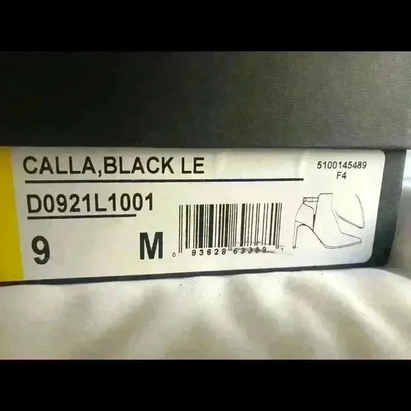 🛑Super sale 🛑VINCE Calla boots size 9US