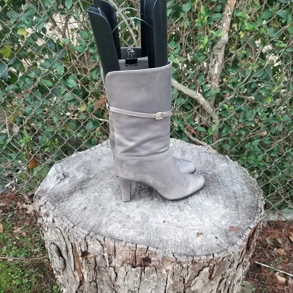 Sz 7.5 Genuine Leather High Heel Boots