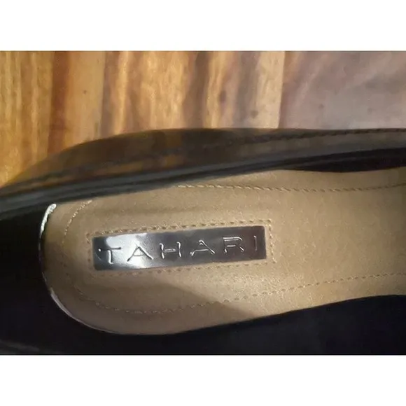 Tahari Size 8 Loren‎ Black Patent Leather Shoes NWOT