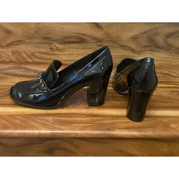 Tahari Size 8 Loren‎ Black Patent Leather Shoes NWOT