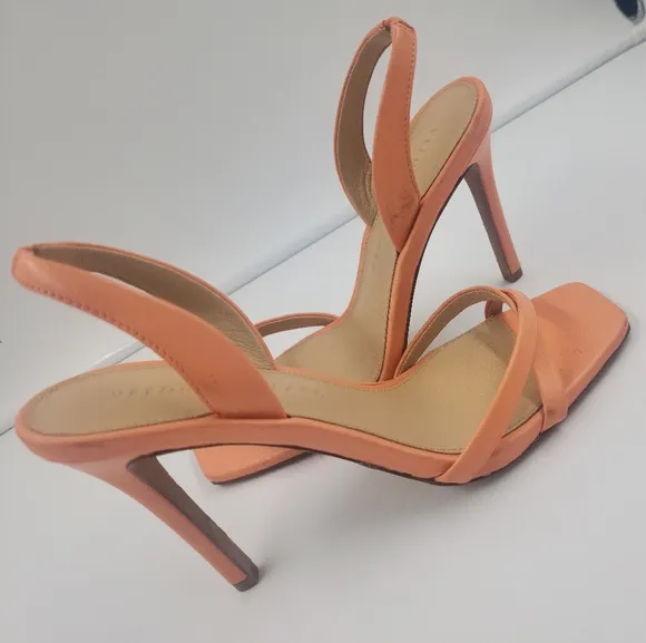TAKING OFFERS‼️ VERONICA BEARD SZ 6.5