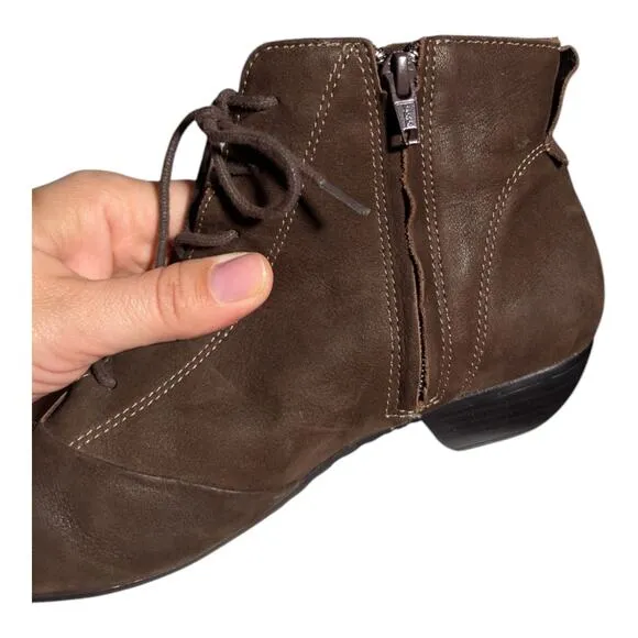 Taos Impulse Brown Leather Almond Toe Lace Up Victorian Granny Ankle Boots Sz 8