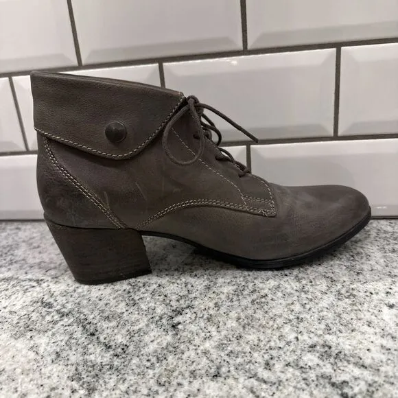 Taos Scribe Heeled Ankle Bootie Womens Size EU 40 US 9-9.5 Brown Lace Up Leather
