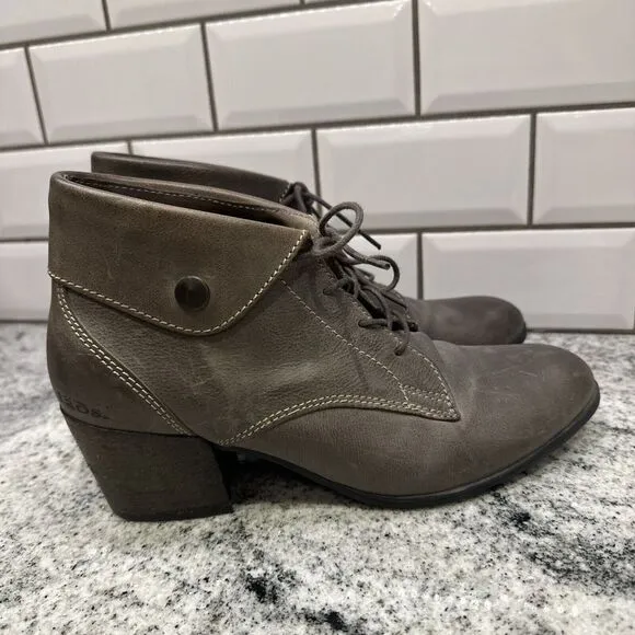 Taos Scribe Heeled Ankle Bootie Womens Size EU 40 US 9-9.5 Brown Lace Up Leather