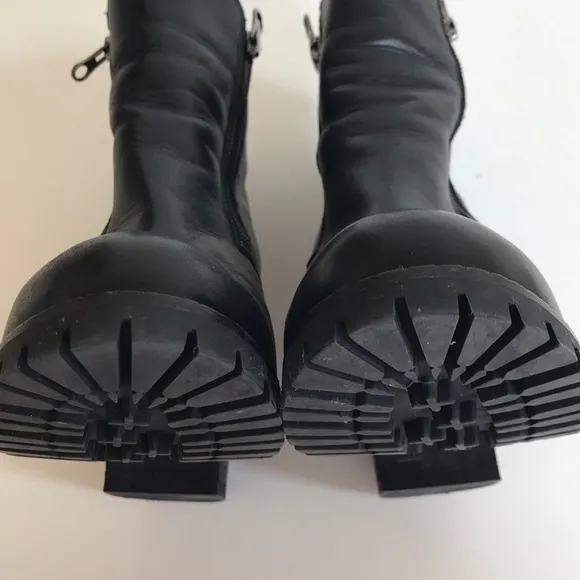 TBA Black Smooth Leather Platform Heel Lug Sole Dual Zipper Ankle Boots Size 8