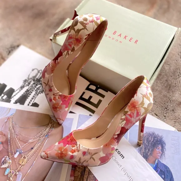 Ted Baker Cara Icon Pump
