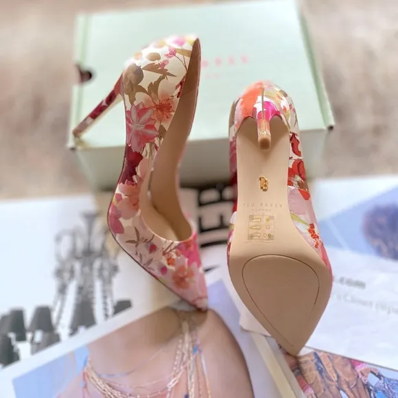 Ted Baker Cara Icon Pump