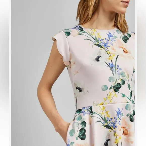 Ted Baker Karsali Elegance Scallop Skater Nude Pink Floral Cap Sleeve Dress 2 XS