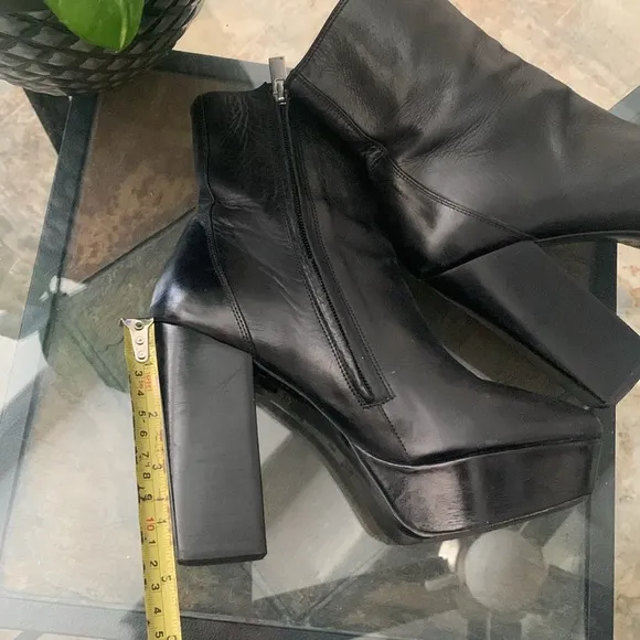 the KOOPLES Smooth Leather Heel Boots