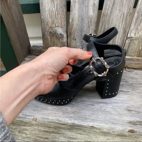 THE KOOPLES Stud Details Leather Sandals size EU 38