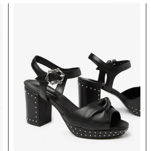 THE KOOPLES Stud Details Leather Sandals size EU 38