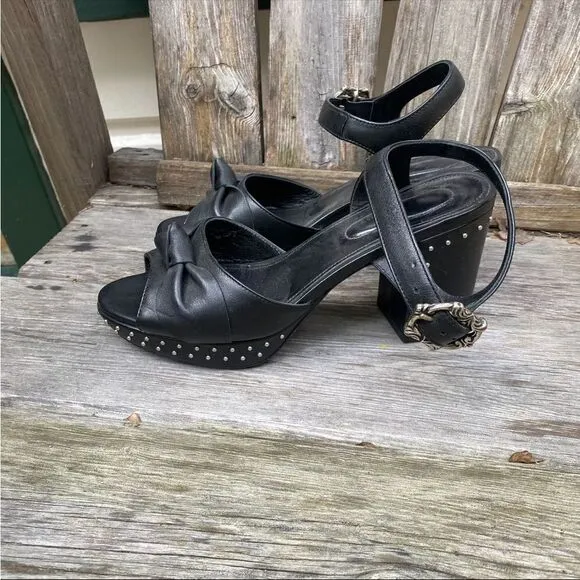 THE KOOPLES Stud Details Leather Sandals size EU 38