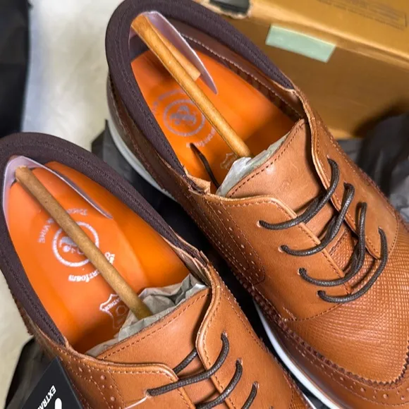 Thomas &amp; Vine Savage Dress Shoes - size 12