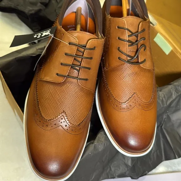 Thomas &amp; Vine Savage Dress Shoes - size 12