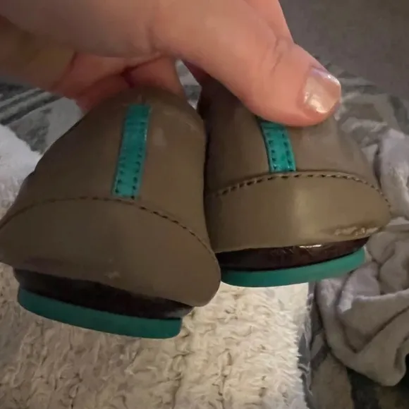 Tieks Flats Shoes taupe womens size 8