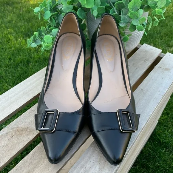 TOD’S Black Leather Shoes with Buckle | Size 38 EU / 7.5 - 8 US