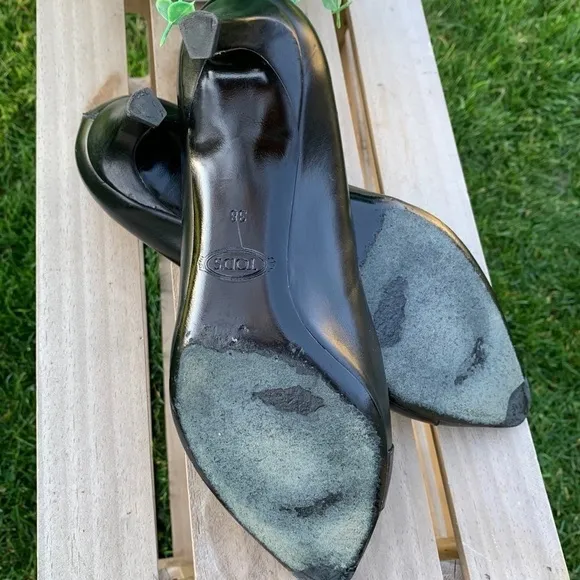 TOD’S Black Leather Shoes with Buckle | Size 38 EU / 7.5 - 8 US