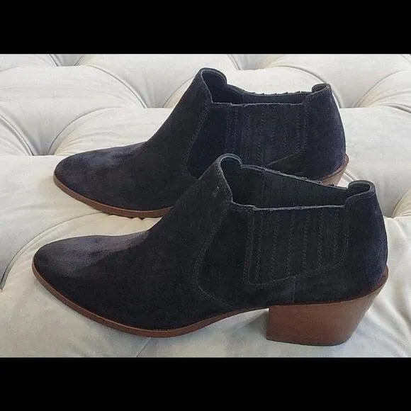 TOD'S Black Suede Low Block Heel Ankle Booties Boots Shoes Women's 39 9 $625