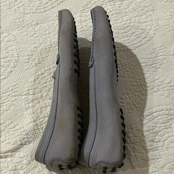 Tod’s Gray/Blue Suede Gommino  Women’s Loafers. Size 9