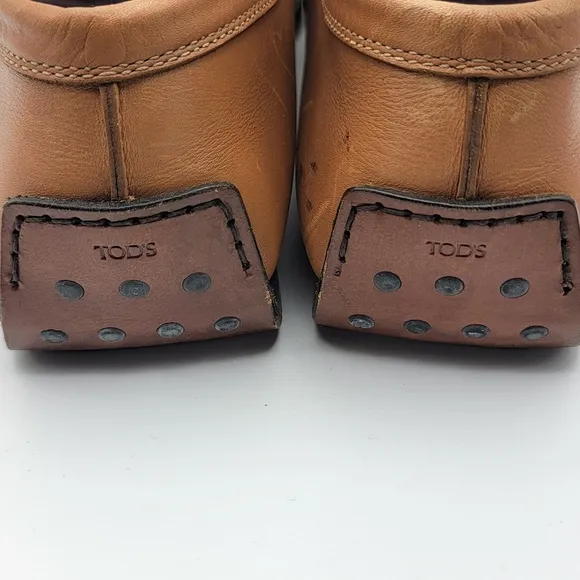 Tod's Italian Leather Loafers for Women Size 11. #1186