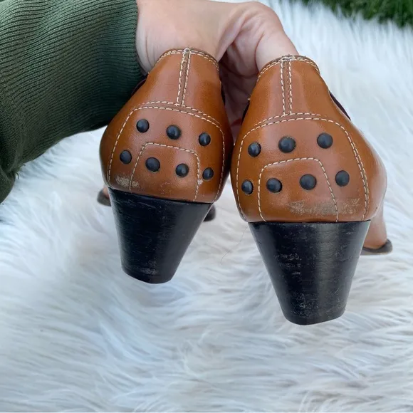 Tod's Vintage Tassle Italian Block Heel Shoes 8.5