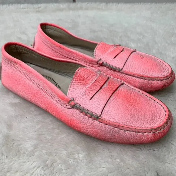 Tod's Women's Neon Pink Leather Driving Shoes Flats Loafers Size 37