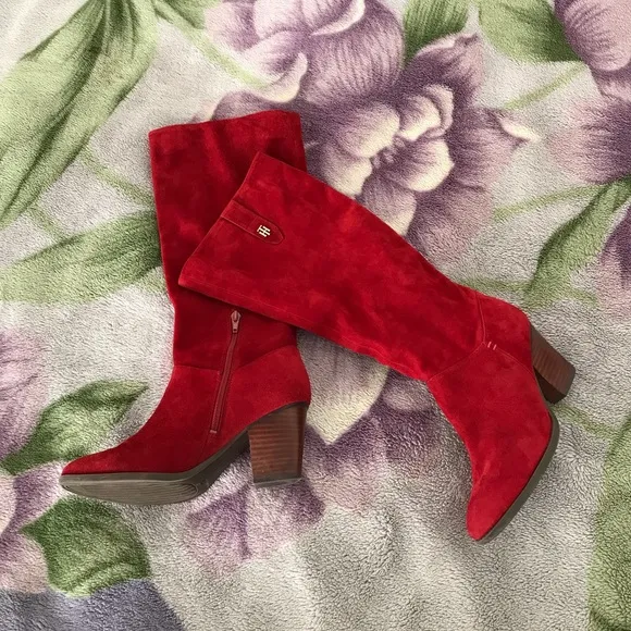 Tommy Hilfiger Genuine Leather Women’s Rosario Block Heel Boots