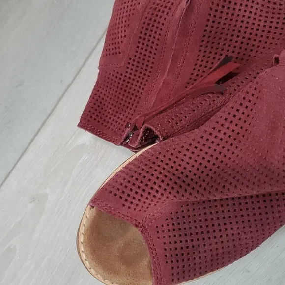 Toms Majorca Ankle Leather Wine Open Toe Heels Sandals Shoes sz 7.5