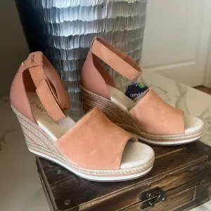 TOMS Marisol Espadrille Wedge Sandals in Sandy Beige Suede
